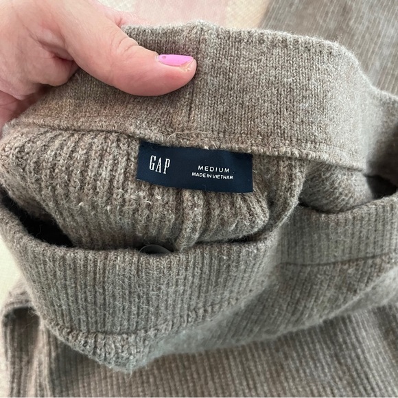 GAP Cashsoft taupe knit soft sweater pants medium - Picture 6 of 7